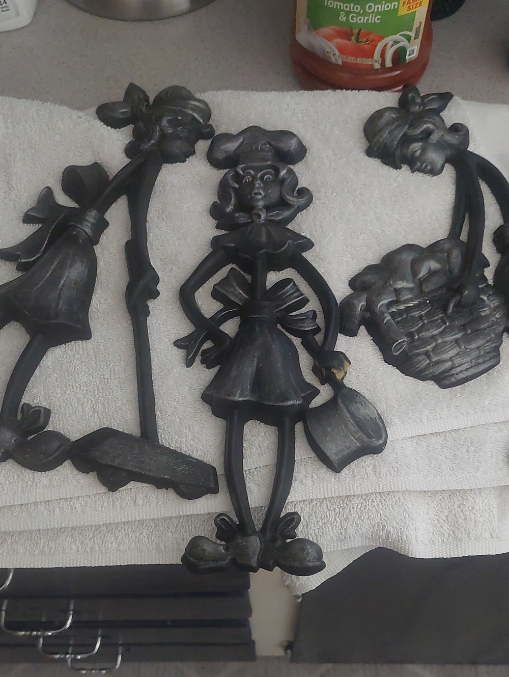 Black Cast Iron Girl Wall Sculpture - Decorative Home Art